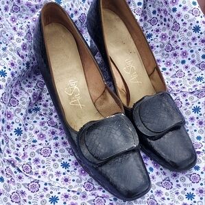 Vintage Black Air Step Heels